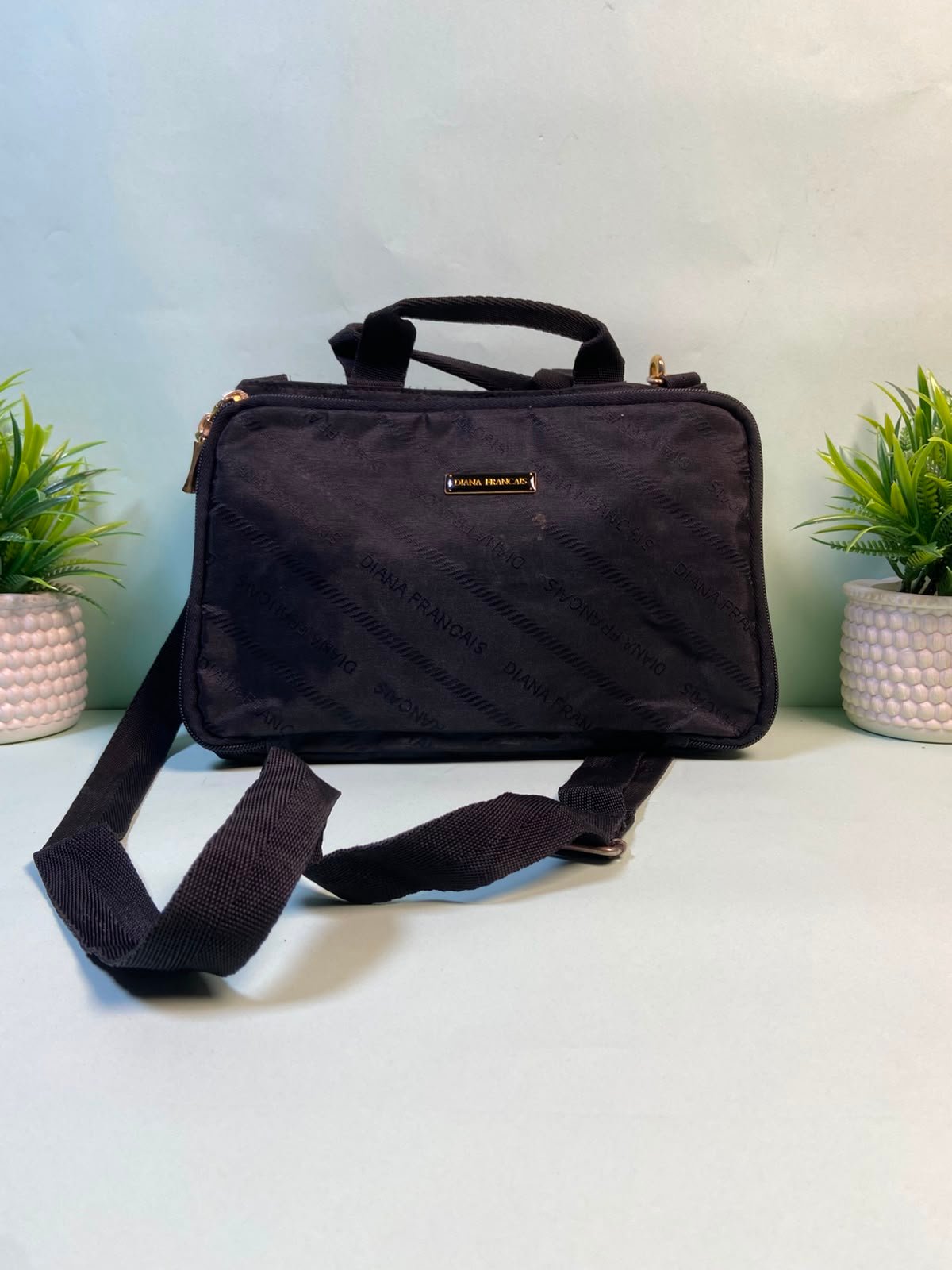 Business Essentials Carrier