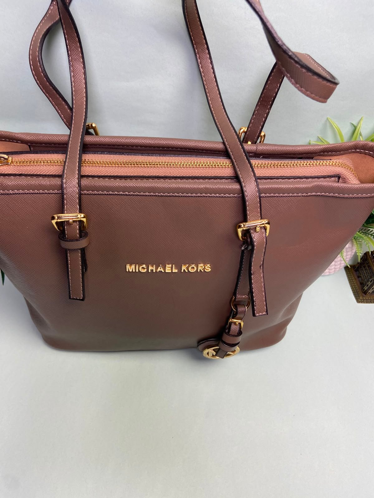 Michel Kors - Image 2